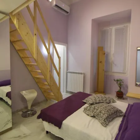 Oceania Bed & Breakfast Genoa